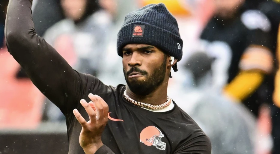 Atlanta Falcons Fans Are Reportedly Pissed At Their New Head Coach Because Of What He Did To Shedeur Sanders