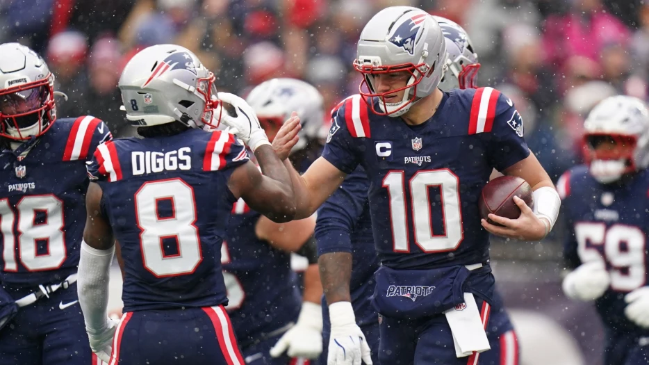 Patriots’ Drake Maye, Stefon Diggs Hilariously Answer Question Same Way