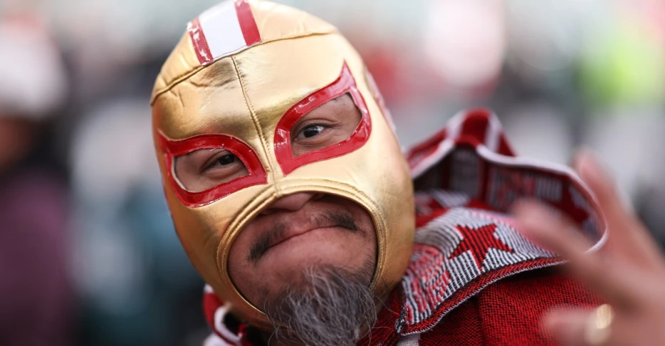 The Golden Fool’s Mailbag: Injury discussion (again), will the 49ers be big spenders in 2026? What 49ers player would you hang out with?