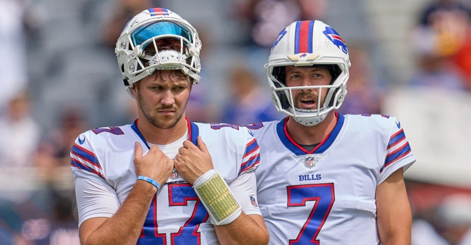 Buffalo Bills want to interview Davis Webb for head coaching position