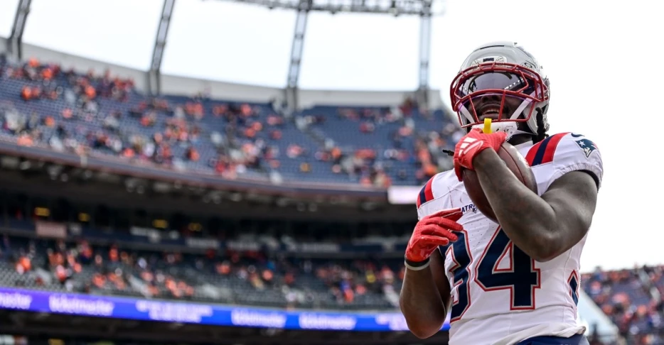 D’Ernest Johnson, Leonard Taylor III revert to Patriots’ practice squad following AFC title