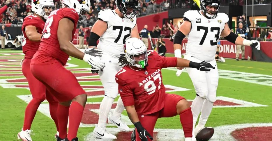 Arizona Cardinals fans have high hopes for Walter Nolen in year two