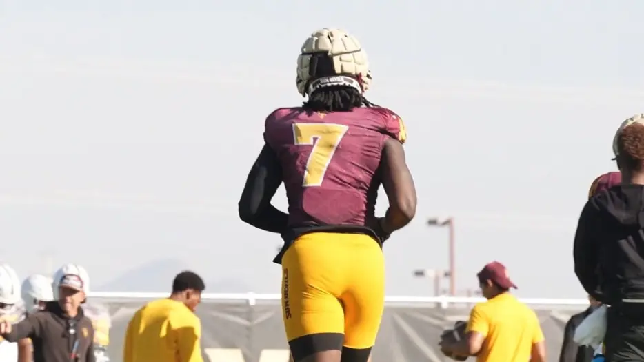 Steelers Waive Rookie UDFA TE Chamon Metayer