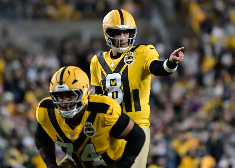 Steelers QB Aaron Rodgers Straying From Beaten Path By Revealing Retirement Plans
