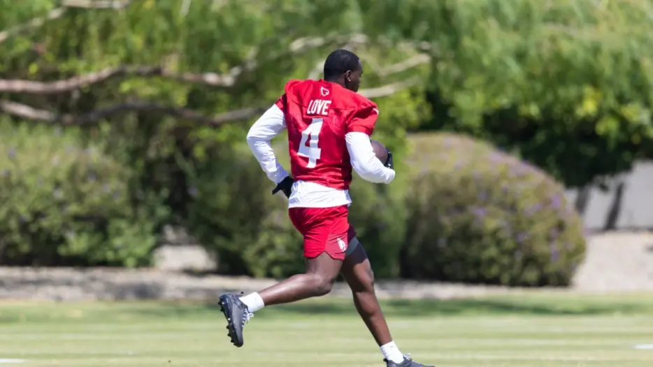 Arizona Cardinals Slows Down Jeremiyah Love Hype Train: ‘Definitely a Rookie’