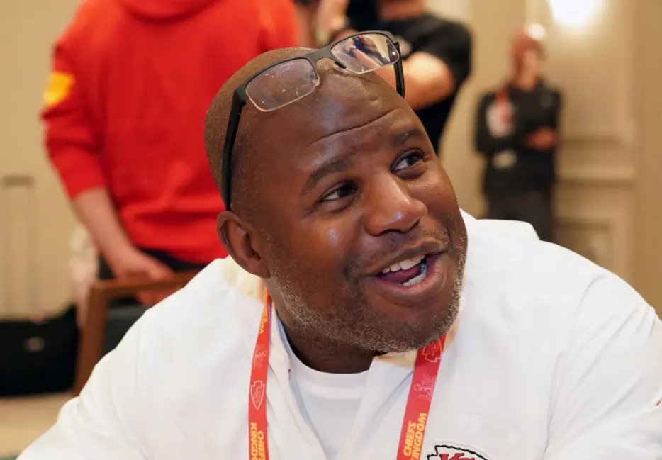 OC Eric Bieniemy Absent From Chiefs Following Wife’s Shooting