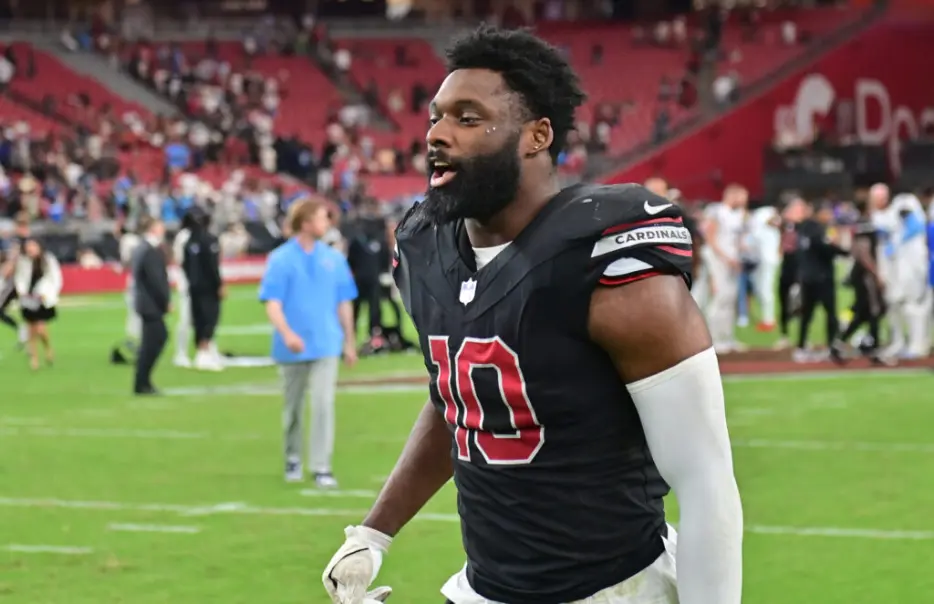 Cardinals OLB Josh Sweat Reports For Mandatory Minicamp