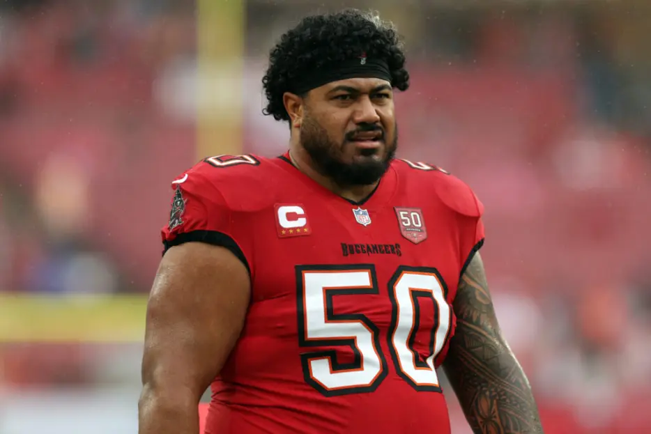 Buccaneers Not Close To Extension Agreement With DT Vita Vea