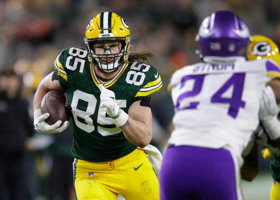 Steelers Bring in Former Aaron Rodgers Teammate for Tryout