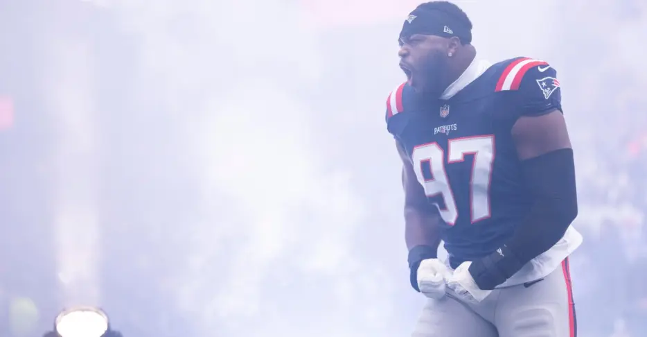 Milton Williams voted top-10 defensive tackle in NFL personnel survey