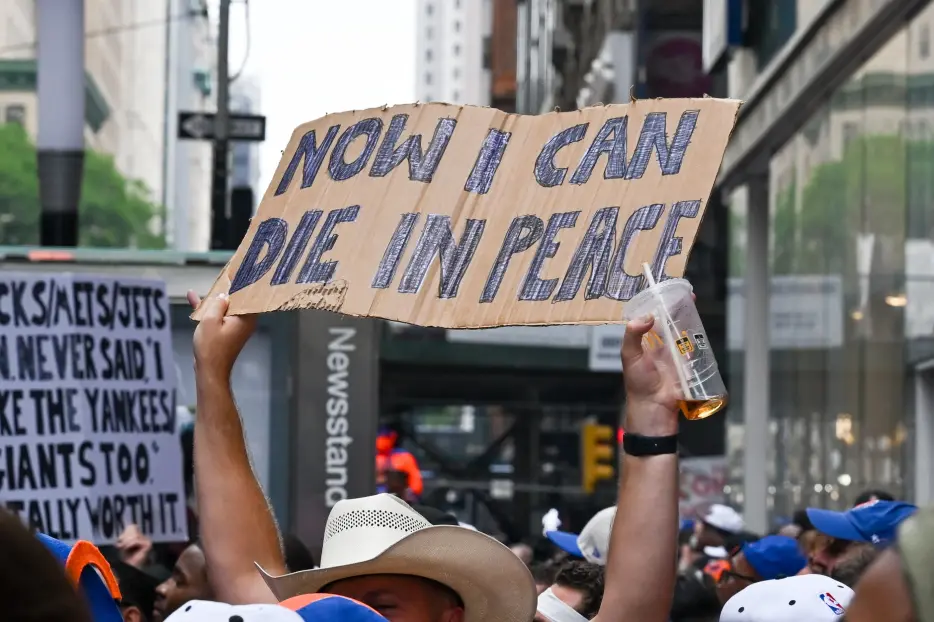 What’s More Acceptable – Eating Horse Poop at the Eagles Parade, or Punching a Woman in the Butt While Being Twerked on at the Knicks Parade?