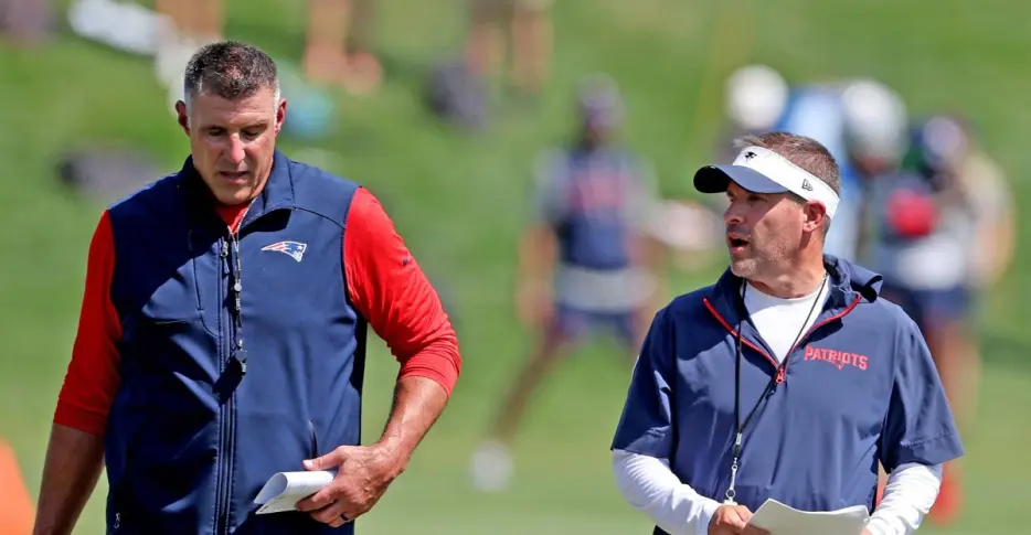 Patriots coaches return to Gillette Stadium ahead of training camp