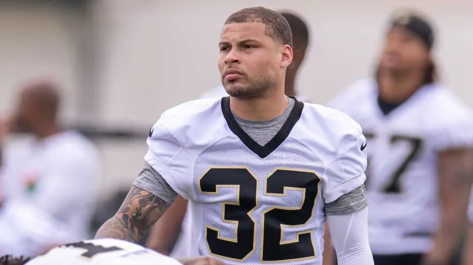 Ex-NFL safety Tyrann Mathieu goes full NSFW on fan over Brendan Sorsby joke