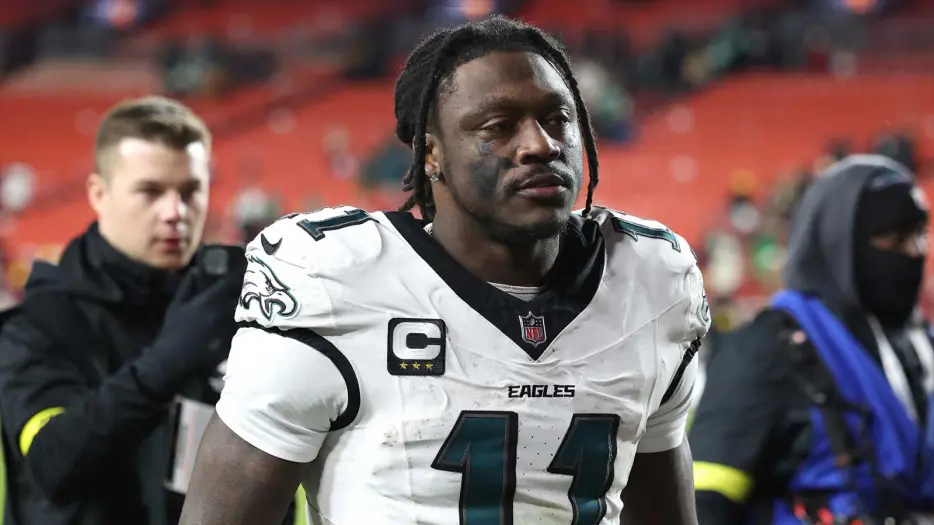 Mike Florio calls out fellow media members for botching major A.J. Brown trade story