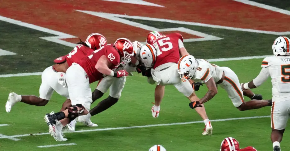 Klint Kubiak isn’t scared of the QB sneak