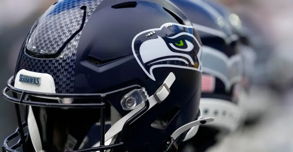 Seattle Seahawks 90-man roster following NFL Draft, Dante Fowler signing
