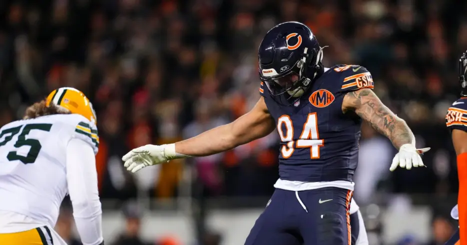 Chicago Bears Poll of the Day: Can Austin Booker get 10 sacks?