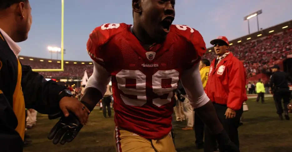 49ers announce the tragic news of Aldon Smith passing away