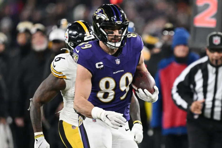 AFC Notes: Mark Andrews, Shedeur Sanders, Browns, Ravens, Steelers Roster Projection
