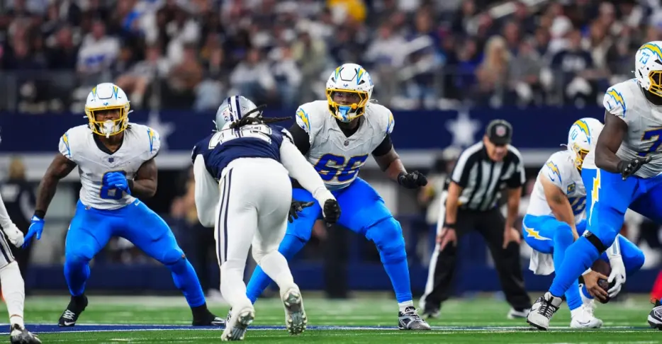 Seahawks sign veteran offensive tackle Bobby Hart ahead of mandatory minicamp