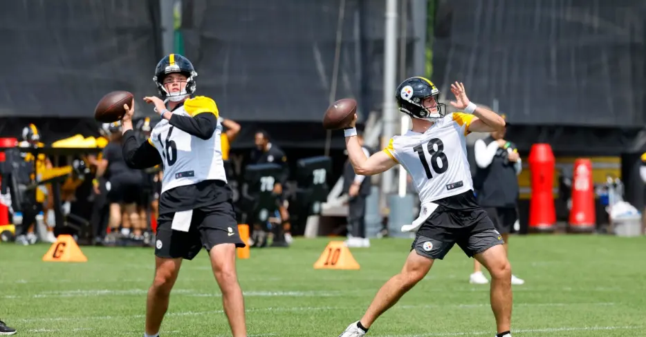 Friday Night Happy Hour: Movin’ Right Along Edition