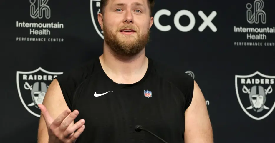 Raiders OT Kolton Miller sees the standard higher for the OL