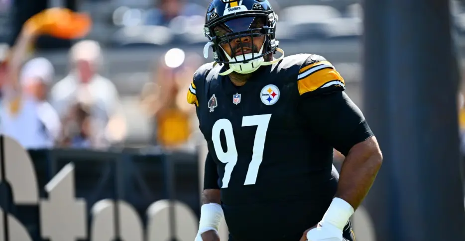 Steelers’ Cam Heyward unfathomably left off top 10 DTs rankings