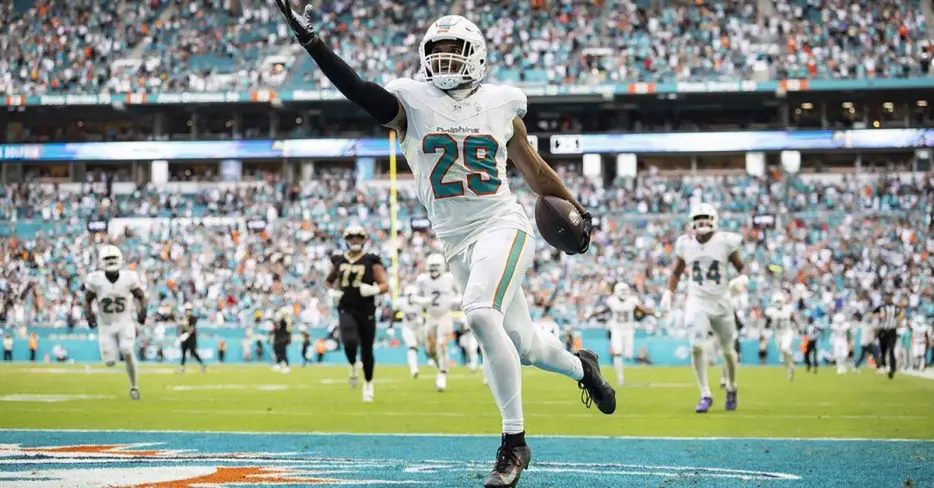 Minkah Fitzpatrick trade results: Dolphins use pick from the Jets in draft