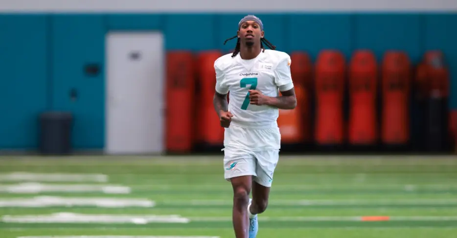 Can Caleb Douglas earn a starting spot – The Splash Zone 7/8/26