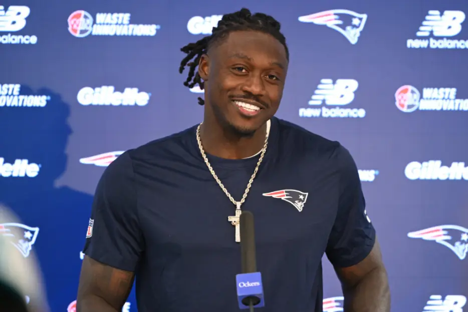 More on Patriots-Eagles A.J. Brown Trade