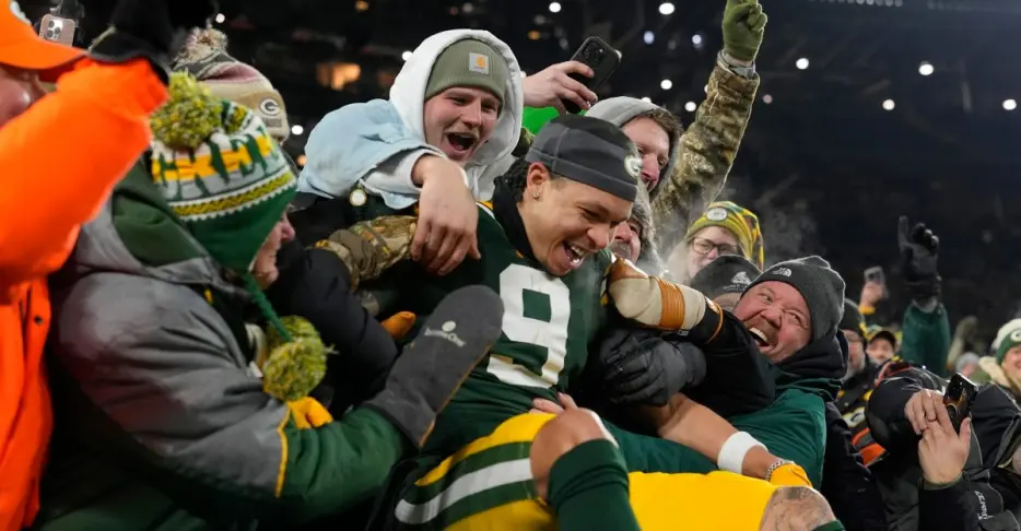 Green Bay Packers News: More praise for Christian Watson’s contract