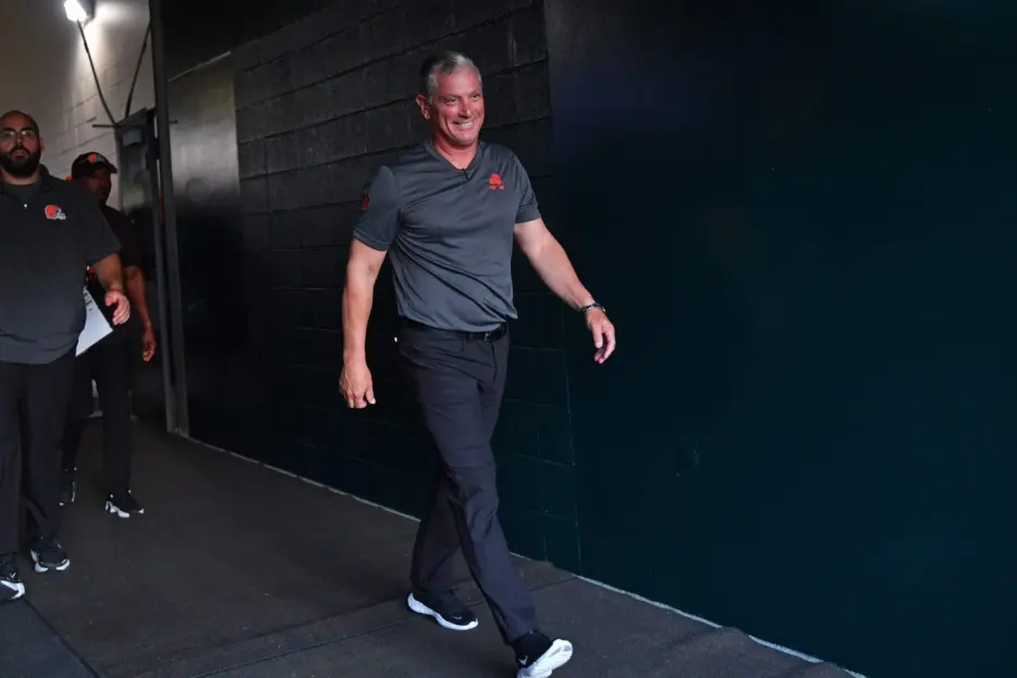 AFC Notes: Joe Burrow, Jim Schwartz, Bengals, Browns, Ravens