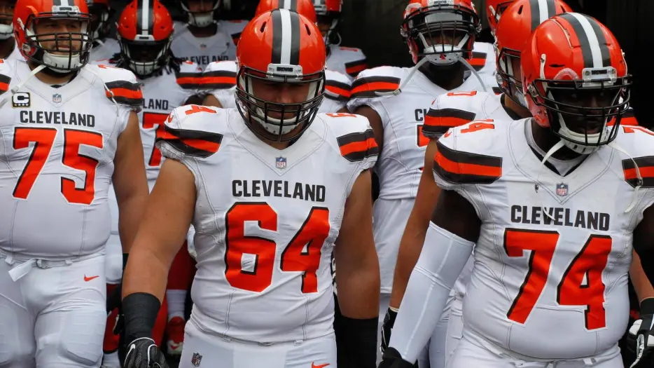 How Much Do NFL Players Get Fined If They’re Overweight? A Single Pound Can Be Very Costly