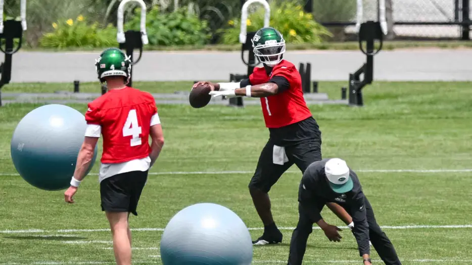 Jets QB Geno Smith has completely blown Frank Reich away during minicamp