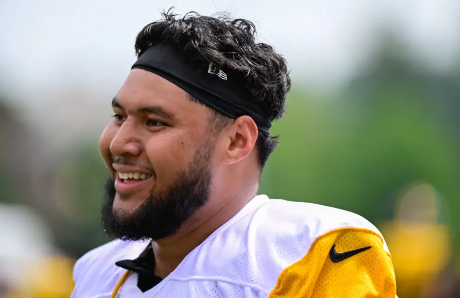 Troy Fautanu Reveals First Impressions of Mike McCarthy’s Offense