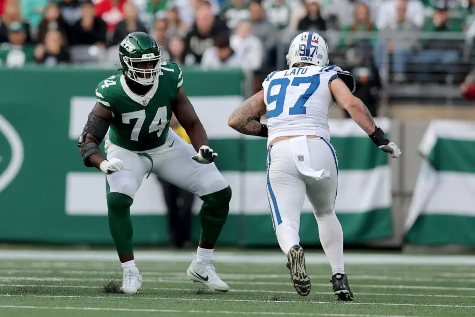 AFC Notes: Olu Fashanu, Demario Davis, Mike Vrabel, Jets, Patriots