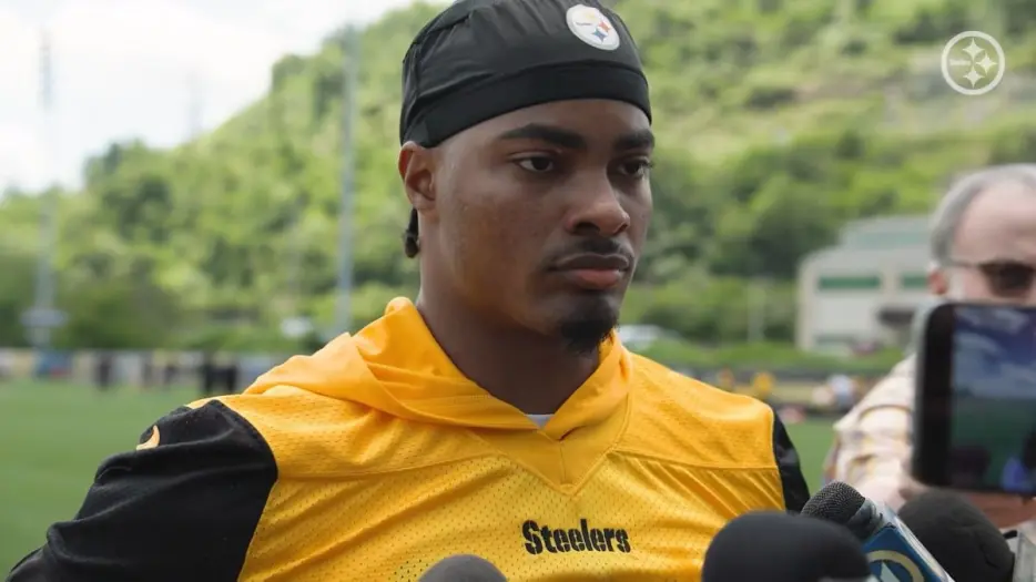 Jaquan Brisker ‘Motivated’ To Prove He’s ‘Upper-Echelon’ Safety On Prove-It Deal, Kaboly Believes