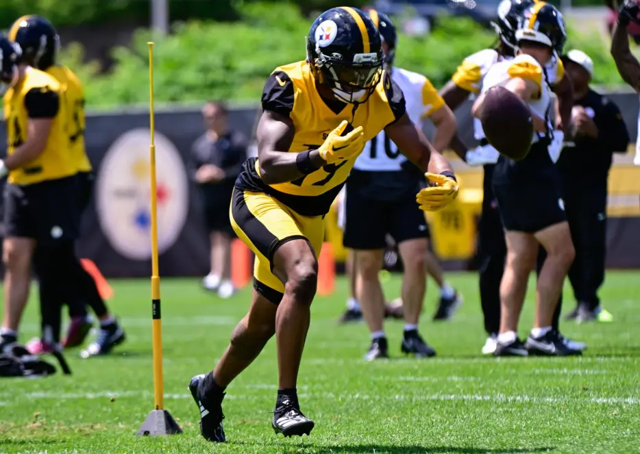 Unheralded Steelers CB Doneiko Slaughter Takes Advantage of Opportunity
