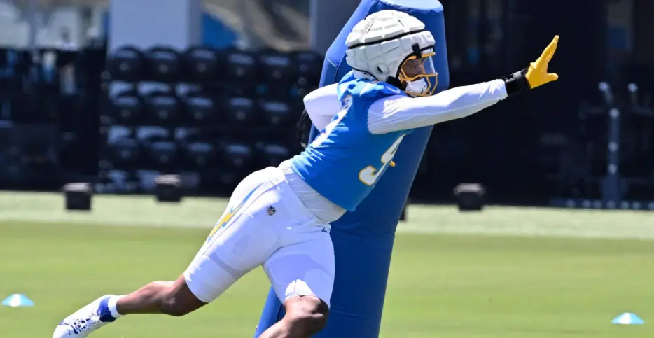 Los Angeles Chargers 90-in-90: EDGE Garmon Randolph