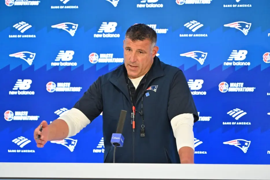 Mike Vrabel Debunks Patriots Rumor of Adding Another Impact Receiver