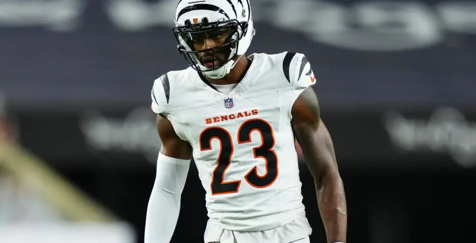 If you had to choose between Dax Hill and Chase Brown, who gets a contract extension?