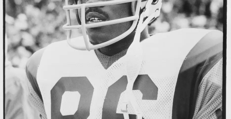 Former Rams player Charles Young dies