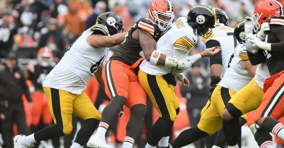 Why Rams can’t trade Myles Garrett back to NFC North team