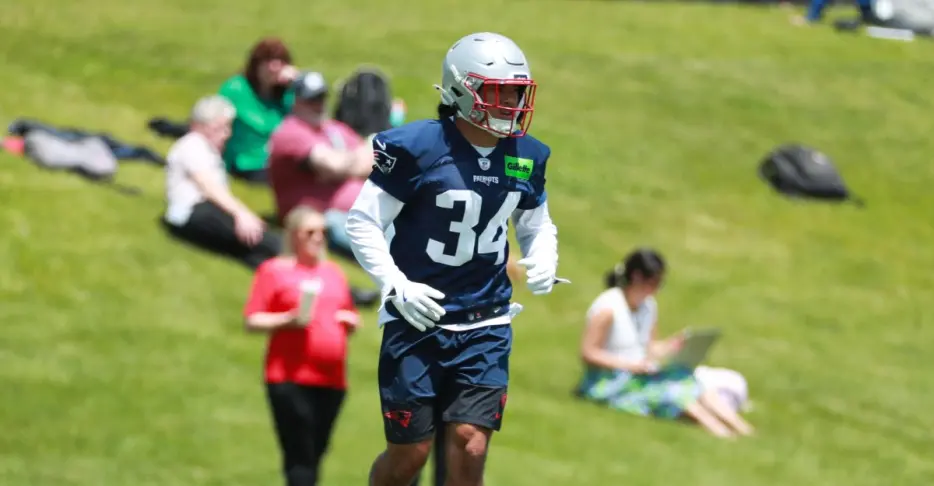 Patriots consider ex-tryout player for special teams ‘quarterback’ role