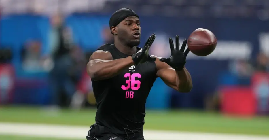 A.J. Haulcy can be a Chess Piece for the Secondary Lou Anarumo is Coveting