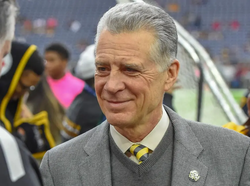 Analyst Calls Out Steelers for Not Being Serious Organization: ‘Nine Wins and They’re Irrelevant Once Again’