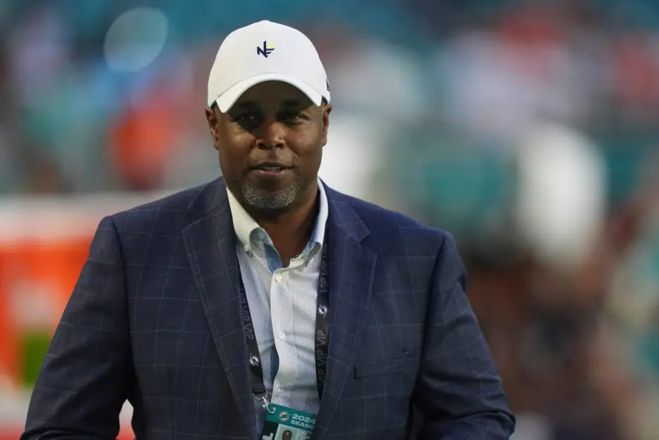 Lions Hiring Former Dolphins GM Chris Grier