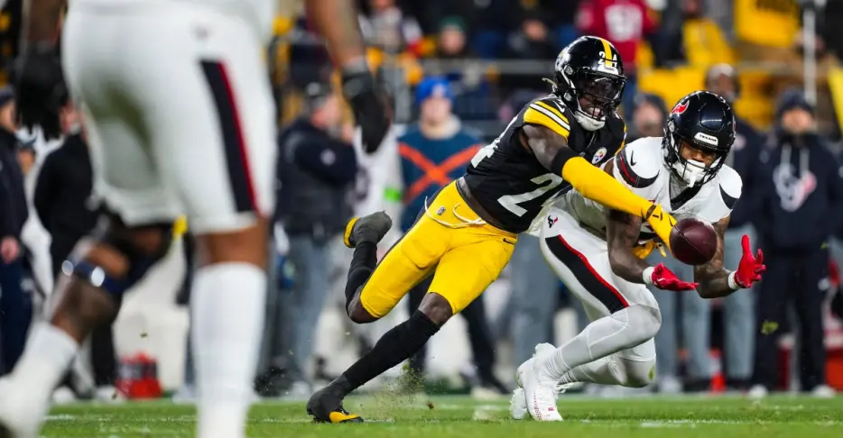 Steelers, Joey Porter Jr. still far apart in extension talks