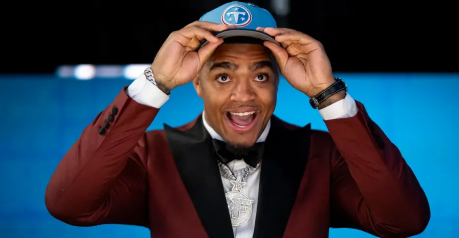 What are fair expectations for Titans rookie Keldric Faulk in 2026?