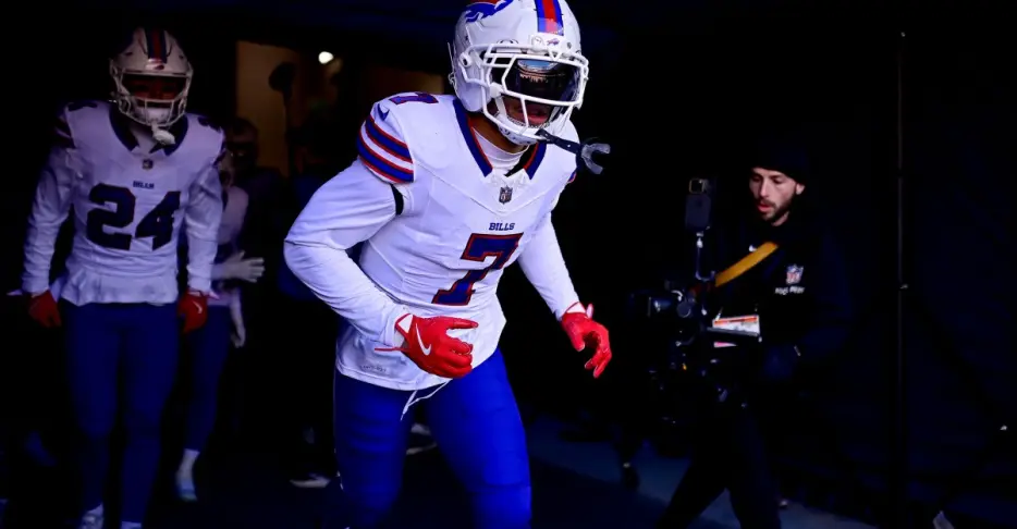 Raiders CB Taron Johnson is looking for a new contract